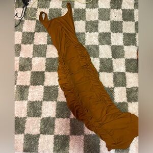 Brown scrunchy dress